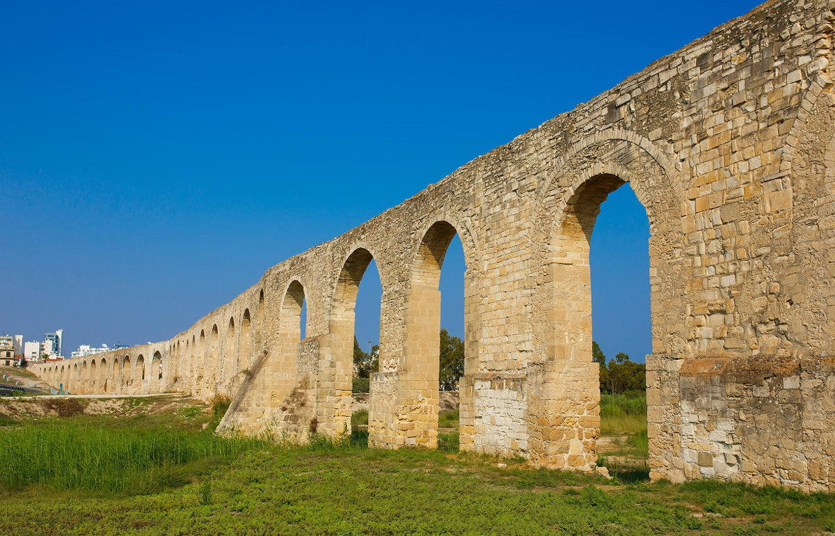 Kamares Aqueduct